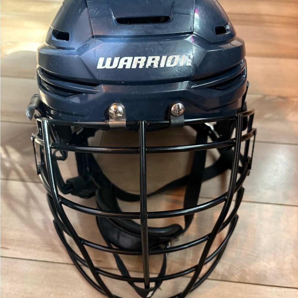 Warrior adult Lacrosse  Helmet with Lacrosse Cage
